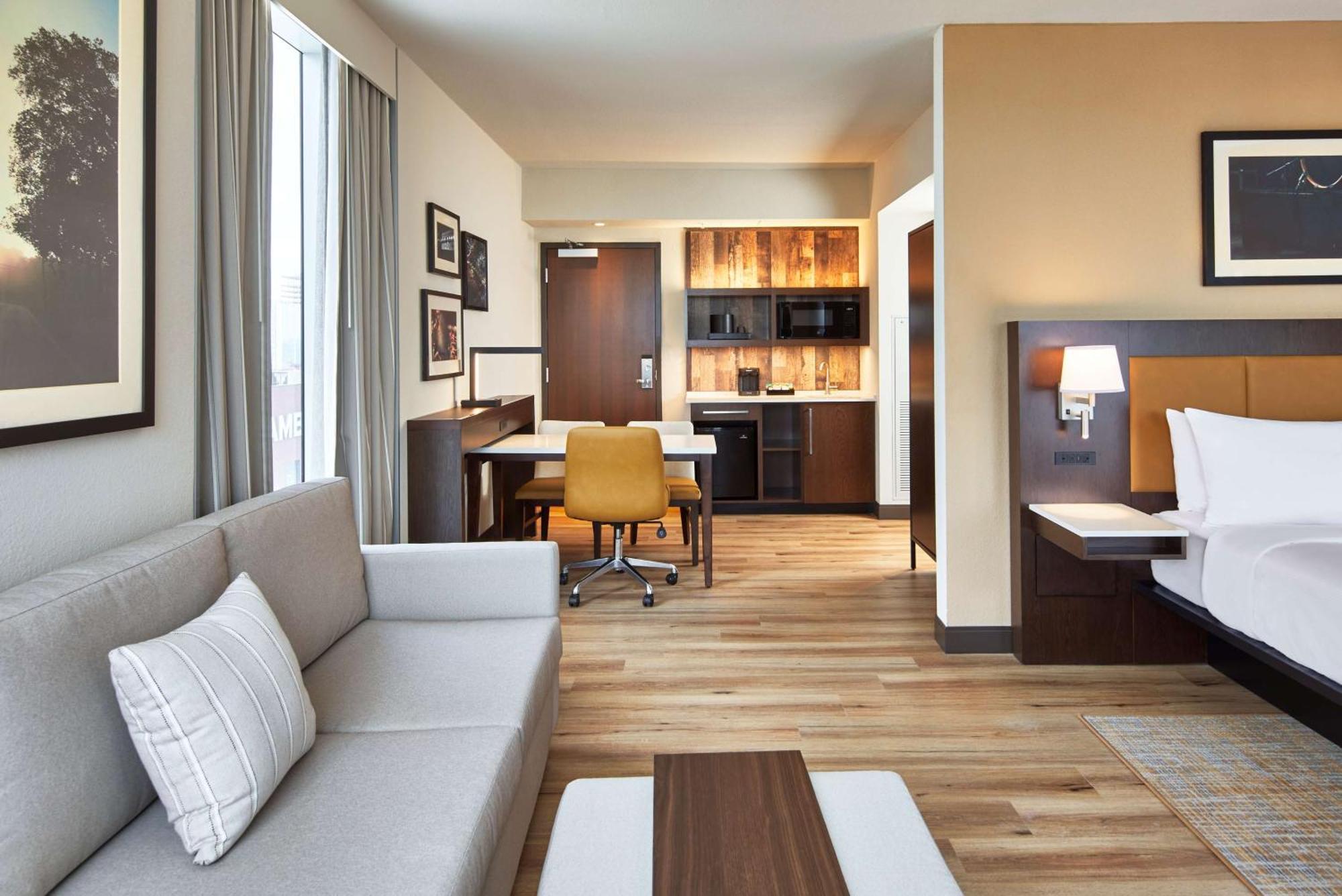Embassy Suites By Hilton Nashville Downtown Exteriér fotografie